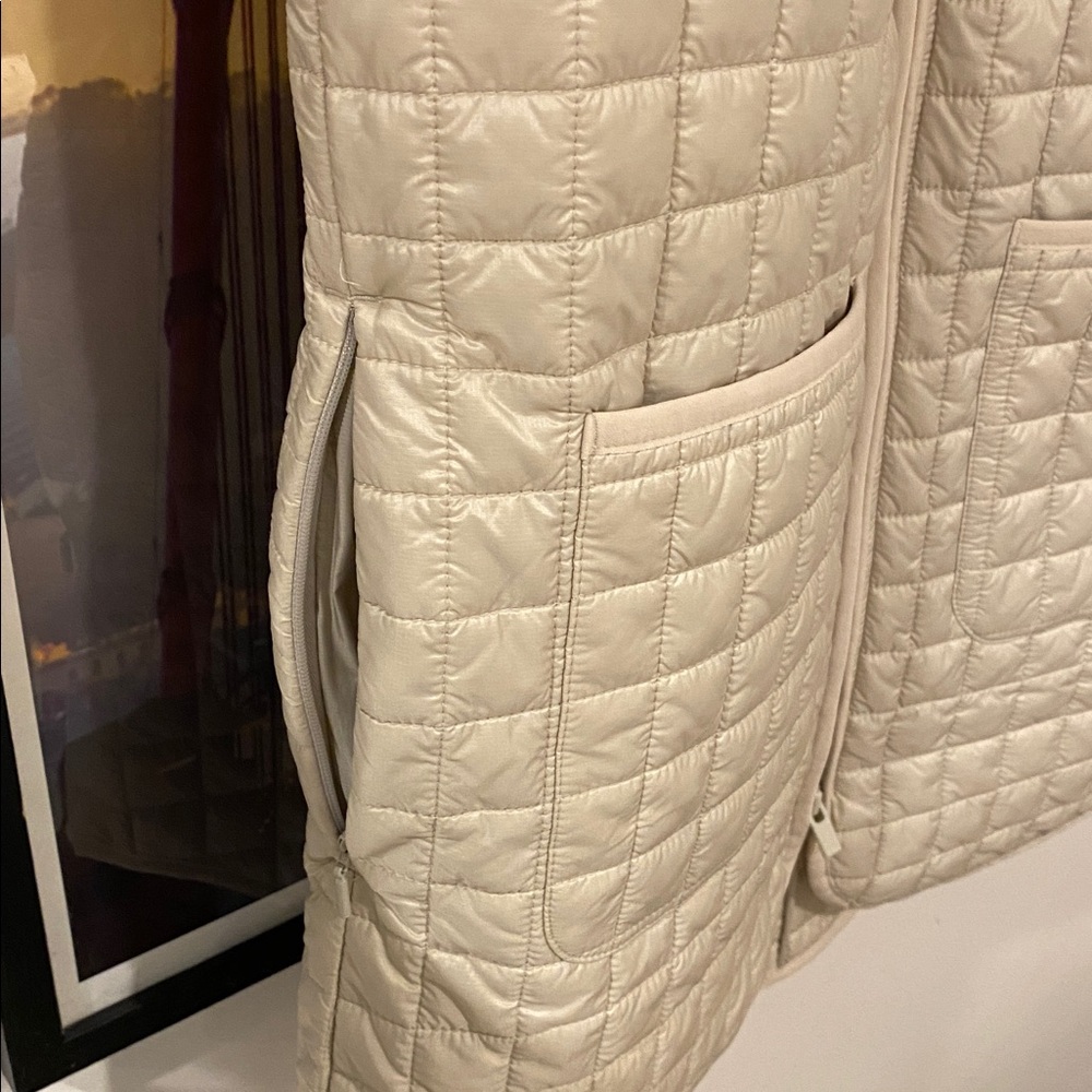 ATHLETA - Picture 6 of 7